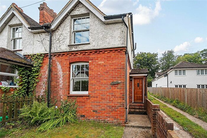 3 Bedroom Terraced House To Rent In Lower Bourne, Farnham, Surrey, GU10