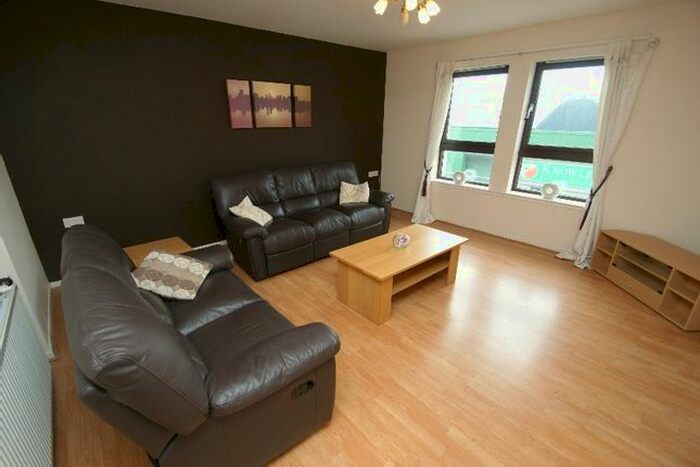 2 Bedroom Flat To Rent In Ardarroch Close, Linksfield, Aberdeen, AB24