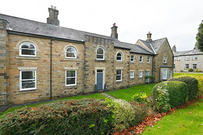 4 Bedroom Terraced House For Sale In Seagrim Crescent, Richmond, DL10