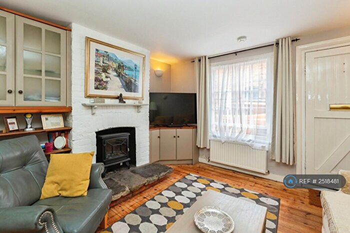 1 Bedroom Terraced House To Rent In Henry Street, Tring, HP23