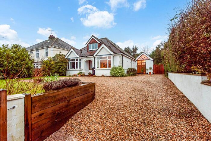 4 Bedroom Detached House For Sale In Greenway Lane, Buriton, Petersfield, Hampshire, GU31