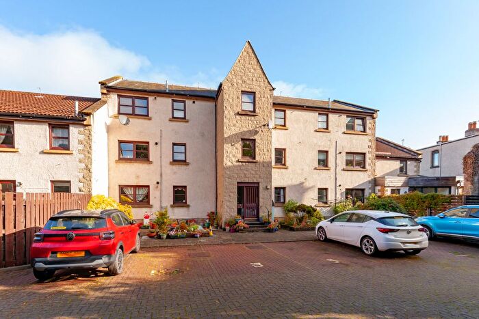 3 Bedroom Flat For Sale In / Rose Lane, South Queensferry, EH30