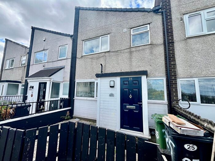 3 Bedroom House To Rent In Dulverton Place, Leeds, LS11