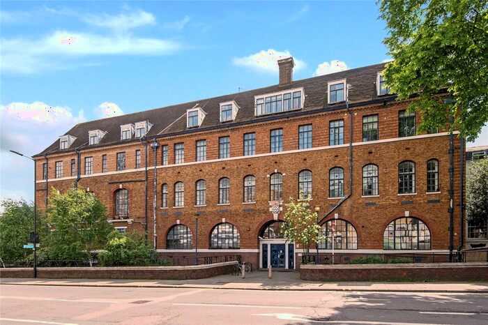2 Bedroom Flat To Rent In Academy Apartments, Dalston Lane, London, E8