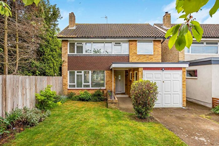 3 Bedroom Detached House To Rent In Saxonbury Avenue, Sunbury-On-Thames, TW16