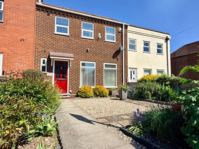 3 Bedroom Terraced House For Sale In Barton Road, Tewkesbury, GL20