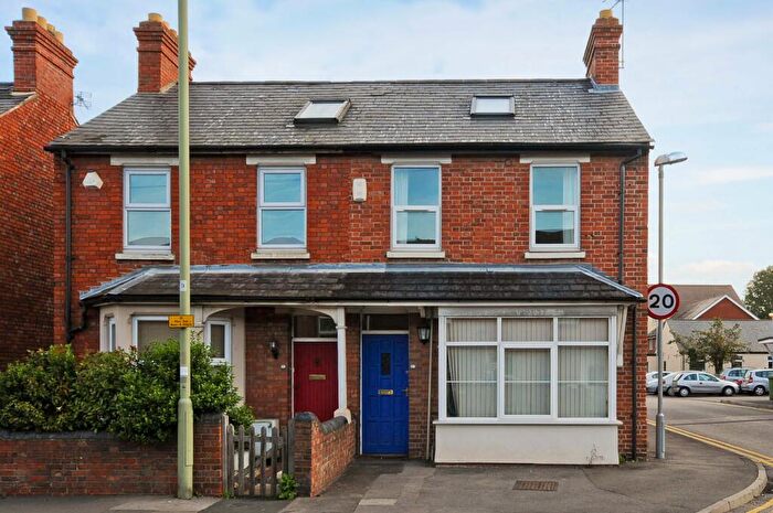 2 Bedroom Apartment To Rent In Oxford Road, Cowley, OX4
