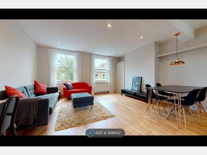 5 Bedroom End Of Terrace House To Rent In Dray Gardens, London, SW2