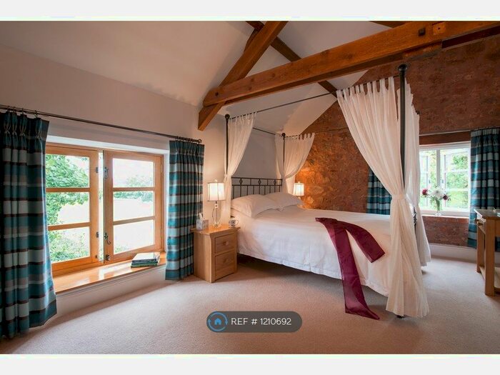 Studio To Rent In Greenham, Greenham, Wellington, TA21