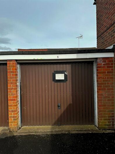 Garage / Parking To Rent In Trent Court, Andover, SP10