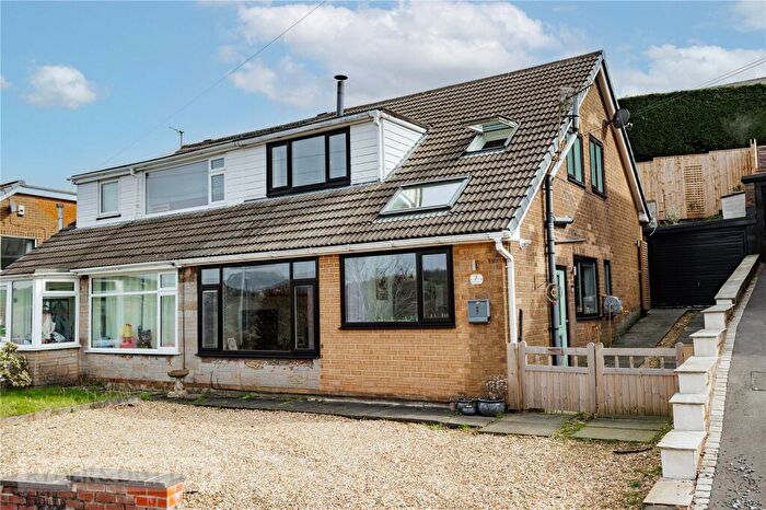 3 Bedroom Semi-Detached House For Sale In Redwood Road, Uppermill, Saddleworth, OL3