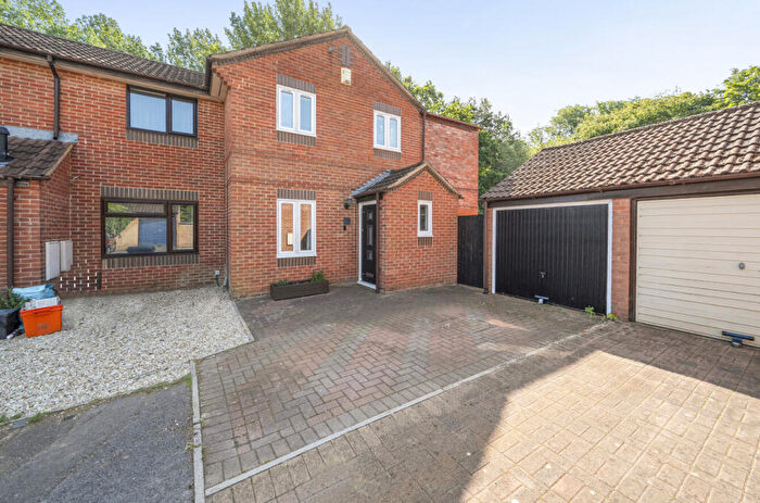 4 Bedroom Semi Detached House For Sale In Hathersage Moor, Liden, Swindon, SN3