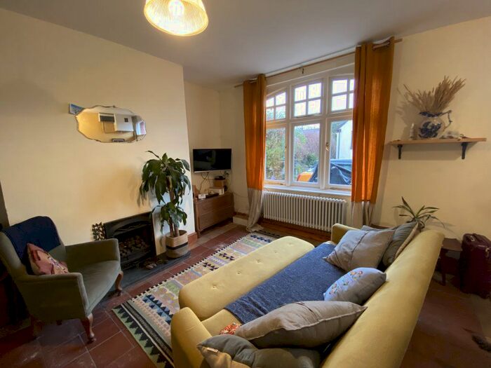 2 Bedroom Property To Rent In Bryngoleu Tce, Sketty, SA2