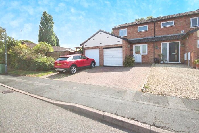 2 Bedroom Semi-Detached House For Sale In Hughes Close, Woodloes Park, Warwick, Warwickshire, CV34