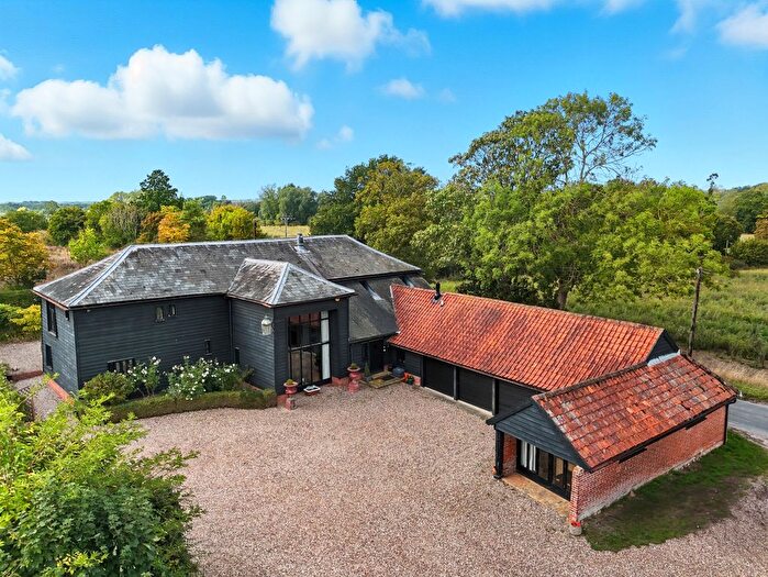4 Bedroom Detached House For Sale In Braxted Road, Kelvedon, CO5