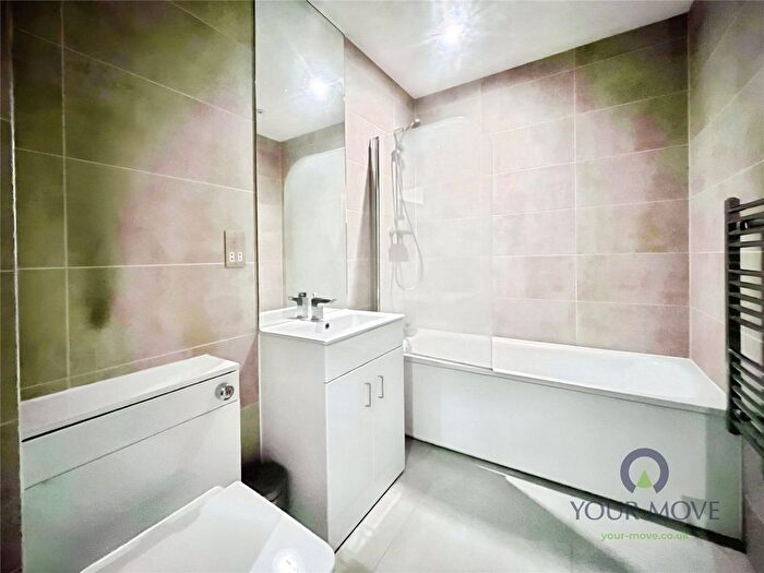 1 Bedroom Flat To Rent In Broadway House, , High Street, Bromley, BR1
