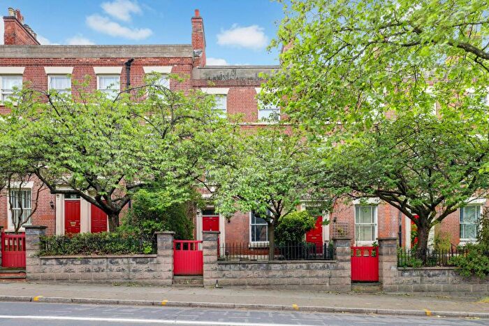 3 Bedroom Terraced House For Sale In Mansfield Road, Nottingham, NG1