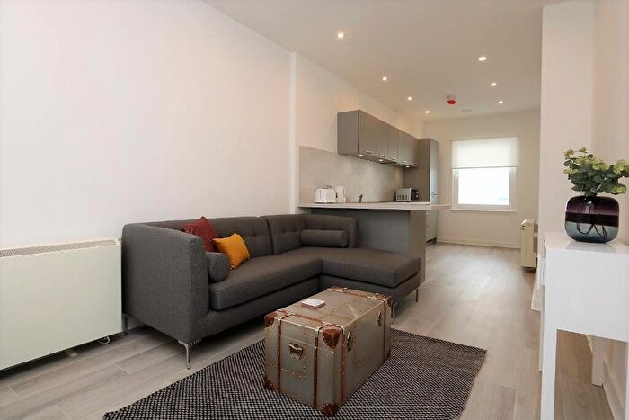 2 Bedroom Flat To Rent In Candleriggs Court, Glasgow, G1