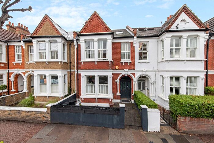 5 Bedroom Terraced House To Rent In Parklands Road, London, SW16