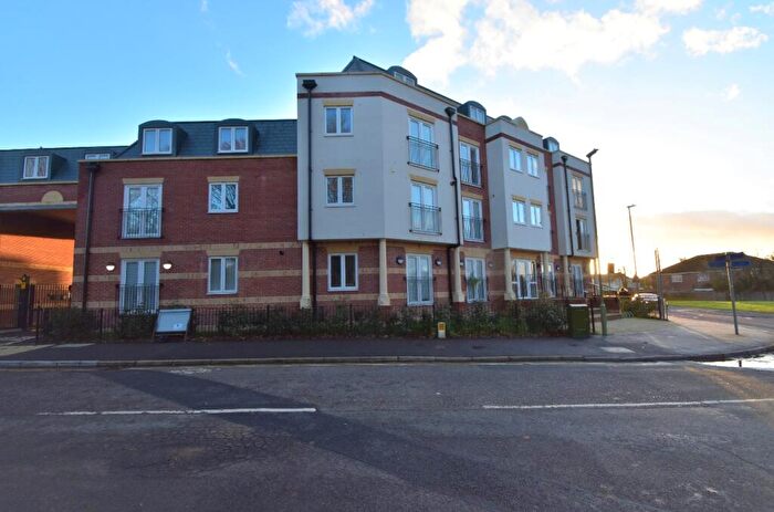1 Bedroom Flat To Rent In New Lane, Havant, Hampshire, PO9