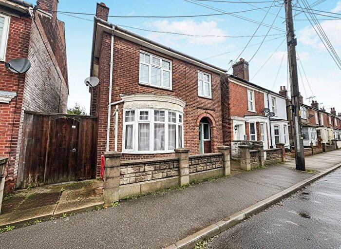 3 Bedroom Detached House For Sale In Tower Street, Brightlingsea, CO7