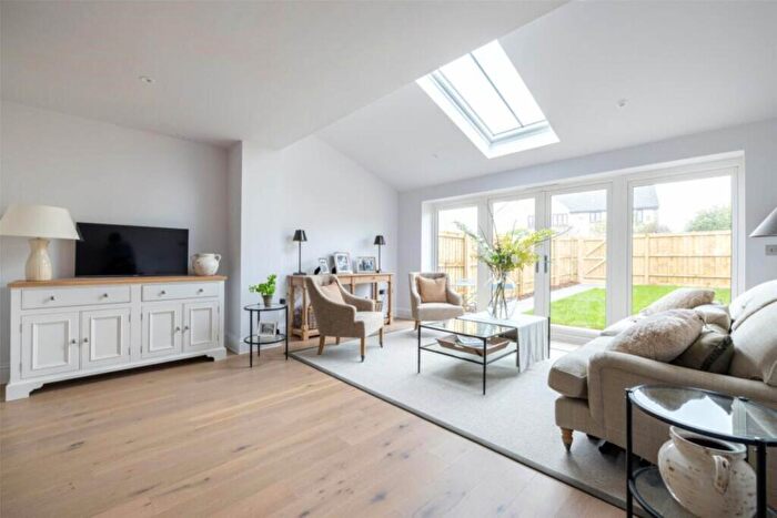 4 Bedroom Town House To Rent In Baltonsborough, BA6