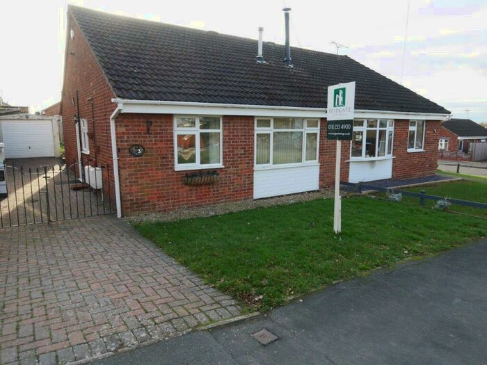 2 Bedroom Bungalow To Rent In Mount View, Great Glen, Leicestershire, LE8