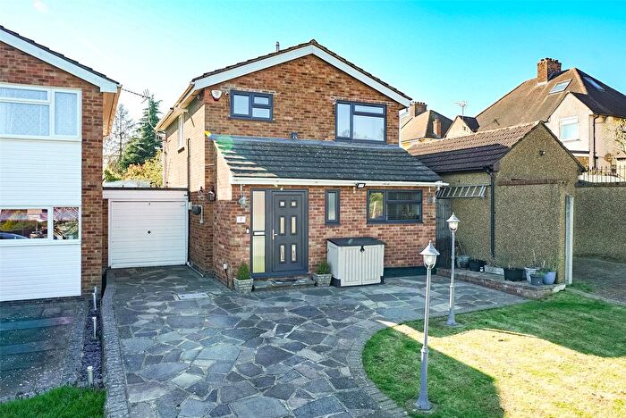 3 Bedroom Detached House For Sale In Sycamore Approach, Croxley Green, Rickmansworth, Hertfordshire, WD3