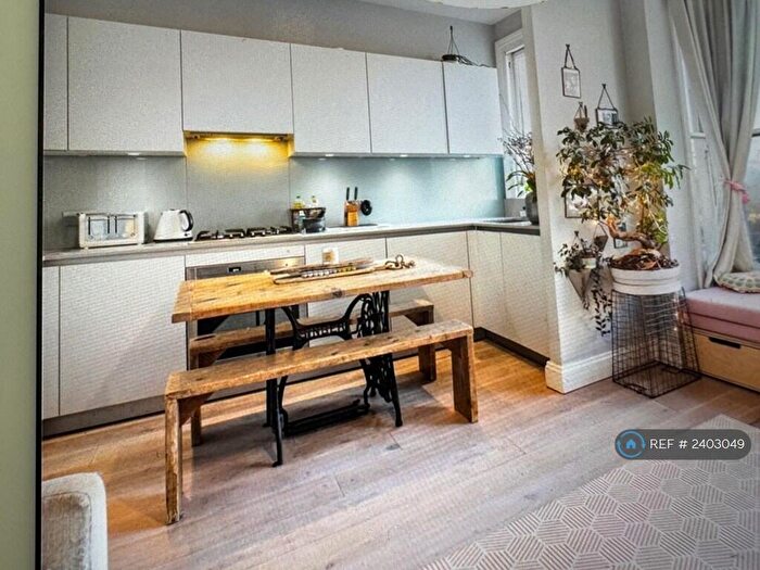 2 Bedroom Flat To Rent In Elwood Street, London, N5