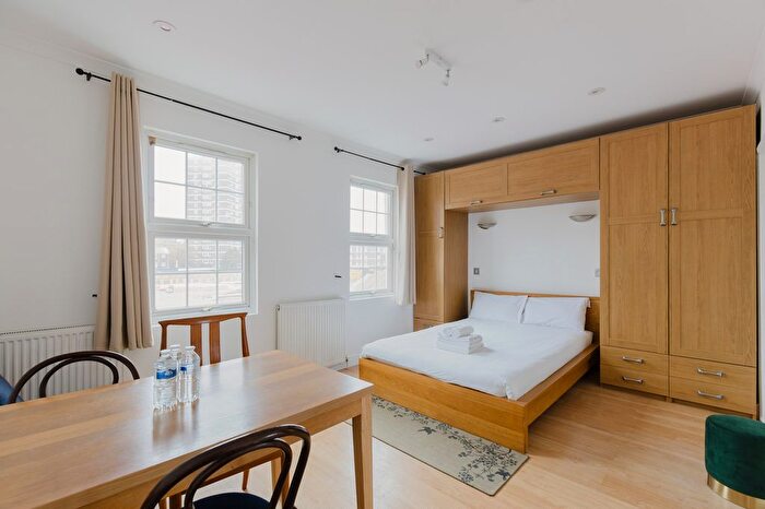 1 Bedroom Flat To Rent In Broadly Street, London, NW8