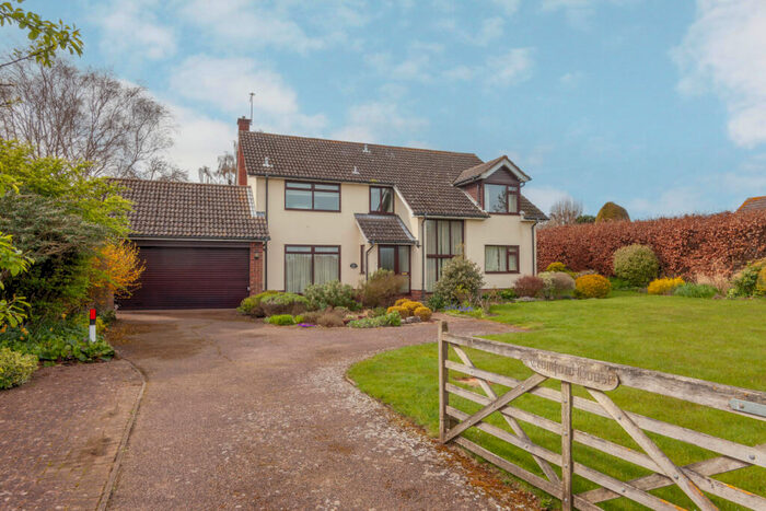 4 Bedroom Detached House For Sale In Woodbridge Road, Grundisburgh, IP13