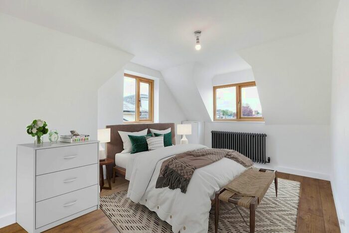 1 Bedroom Flat To Rent In Honey Lane, Hertford, SG14