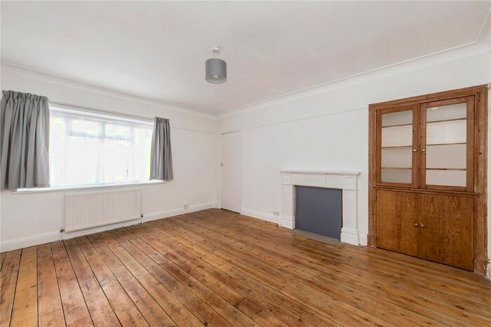 2 Bedroom Flat To Rent In Babington Court, Babington Road, London, SW16