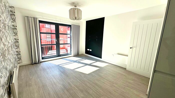 1 Bedroom Apartment To Rent In Northwood Street, Birmingham, B3