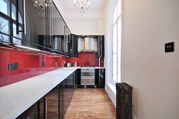 1 Bedroom Flat For Sale In Westbourne Terrace Road, Little Venice, London, W2