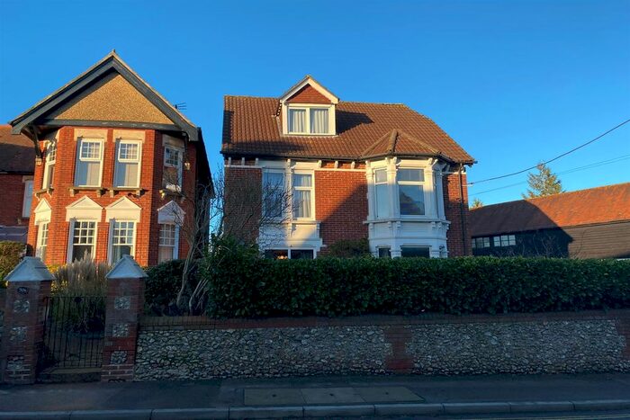 1 Bedroom Flat To Rent In Station Road, Petersfield GU32