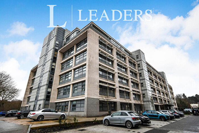 1 Bedroom Flat To Rent In Edinburgh House, CM20