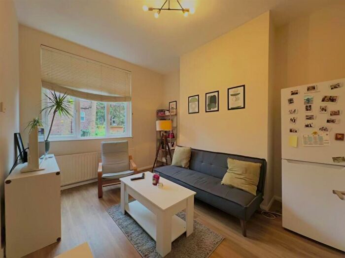 1 Bedroom Flat To Rent In Hastings Avenue, , Chorlton, Manchester, M21