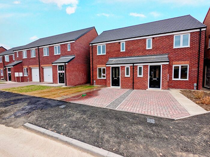 3 Bedroom Property To Rent In Leamside Way, Durham, DH6