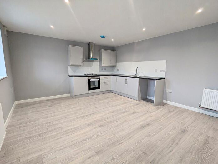 1 Bedroom Flat To Rent In Queen Street, Kettering, NN16