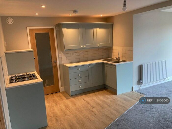 1 Bedroom Flat To Rent In Caldecott Rd, Abingdon, OX14