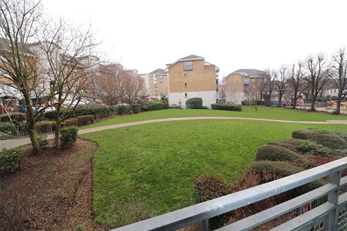 2 Bedroom Flat For Sale In Francis Court, Macarthur Close, Erith, DA8