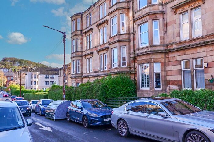 2 Bedroom Flat For Sale In Millwood Street, Glasgow, G41