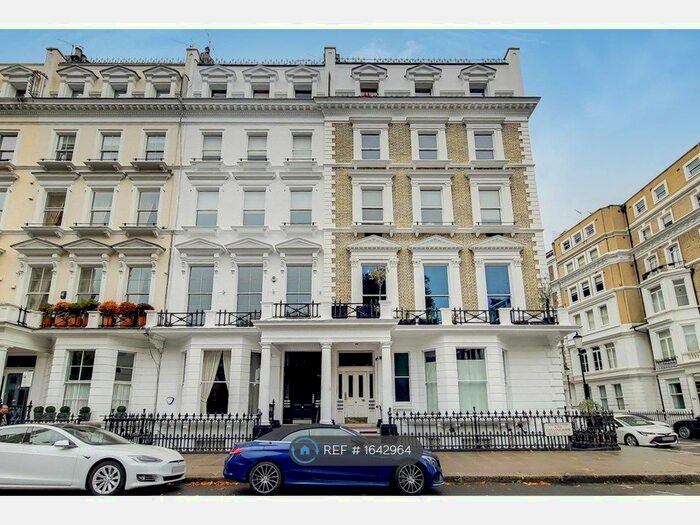 3 Bedroom Flat To Rent In Collingham Road, London, SW5