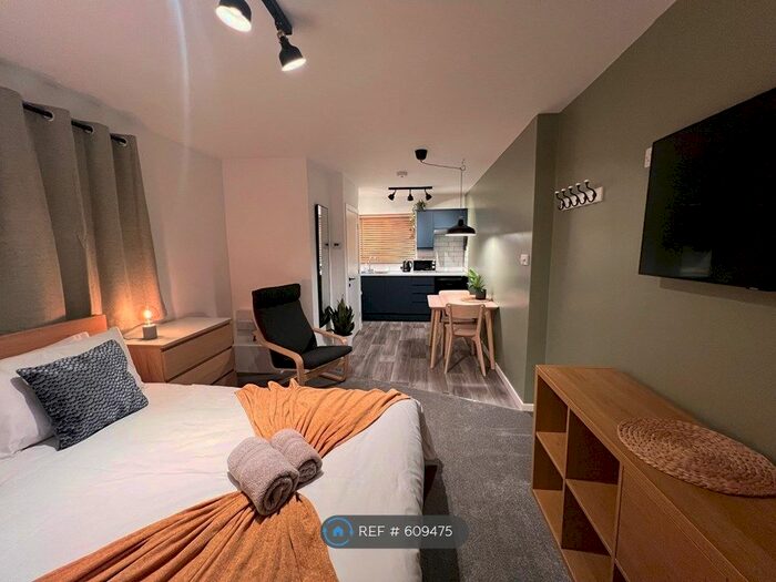Studio To Rent In Wolverton, Milton Keynes, MK12