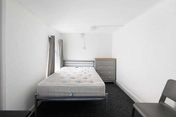 1 Bedroom Flat To Rent In Norfolk Square, Brighton, BN1