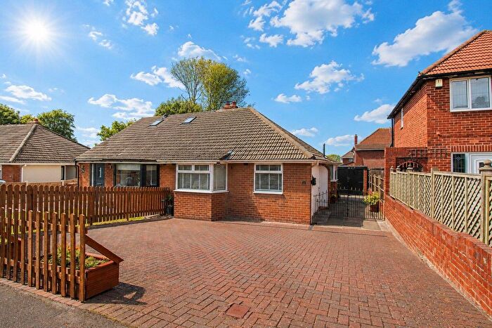 2 Bedroom Bungalow For Sale In Woolgreaves Drive, Sandal, Wakefield, WF2