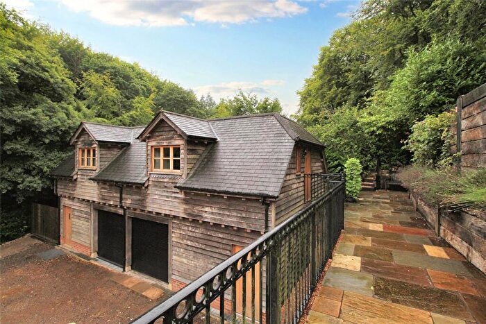 1 Bedroom Maisonette To Rent In Medstead Road, Beech, Alton, Hampshire, GU34