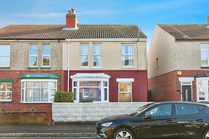 3 Bedroom Semi Detached House For Sale In Dorrien Road, Gosport, PO12