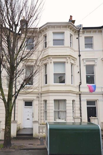 1 Bedroom Apartment To Rent In Buckingham Road, Brighton, BN1